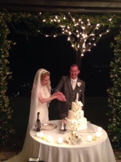 Uploaded by Rob on 02/07/2015 17:25:52 - Category: Cutting the Cake