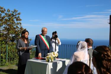 Uploaded by Bob M. on 06/07/2015 22:07:58 - Category: Ceremony