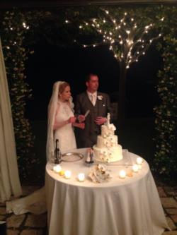Uploaded by Chloe on 13/07/2015 23:47:54 - Category: Cutting the Cake
