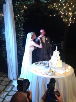 Uploaded by Chloe on 13/07/2015 23:48:40 - Category: Cutting the Cake